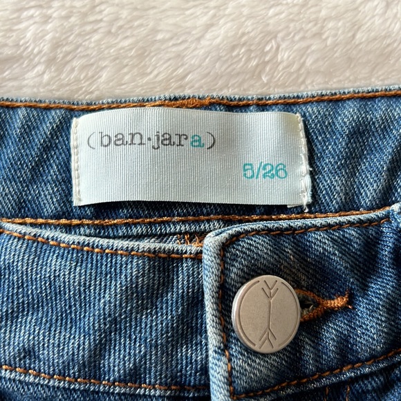 🔴 CLEARANCE🔖 NWT FRINGED RIPPED DESTROYED DISTRESSED CUT-OFF JEAN SHORTS Size 5 - Picture 6 of 9